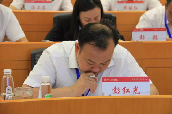 湖南望城县雷锋汽车运输有限公司,长沙城市交通,校车运营,安保服务,新能源科技