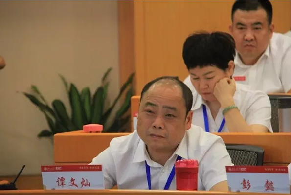 湖南望城县雷锋汽车运输有限公司,长沙城市交通,校车运营,安保服务,新能源科技