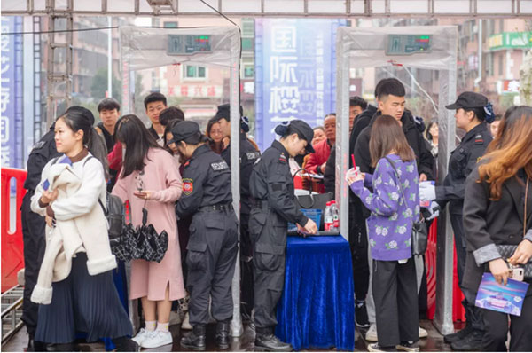 湖南望城县雷锋汽车运输有限公司,长沙城市交通,校车运营,安保服务,新能源科技 湖南望城县雷锋汽车运输有限公司,长沙城市交通,校车运营,安保服务,新能源科技