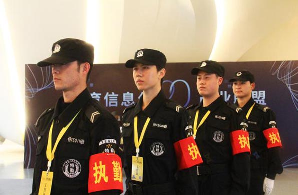 湖南望城县雷锋汽车运输有限公司,长沙城市交通,校车运营,安保服务,新能源科技