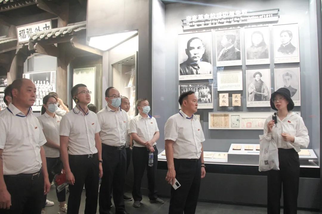 湖南骏达集团有限公司,长沙城市交通,校车运营,安保服务,新能源科技