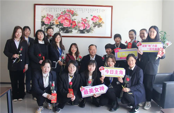 湖南骏达集团有限公司,长沙城市交通,校车运营,安保服务,新能源科技