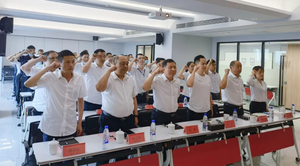 湖南骏达集团有限公司,长沙城市交通,校车运营,安保服务,新能源科技 湖南骏达集团有限公司,长沙城市交通,校车运营,安保服务,新能源科技