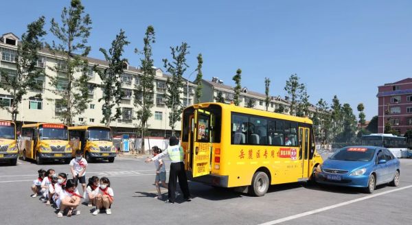 湖南骏达集团有限公司,长沙城市交通,校车运营,安保服务,新能源科技