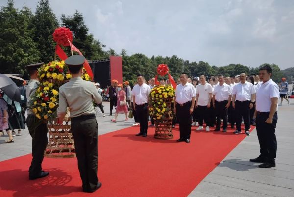 湖南骏达集团有限公司,长沙城市交通,校车运营,安保服务,新能源科技