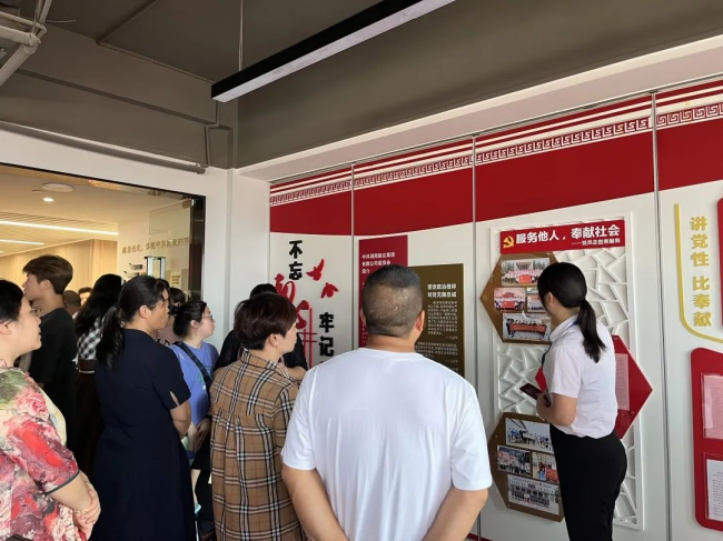 湖南骏达集团有限公司,长沙城市交通,校车运营,安保服务,新能源科技