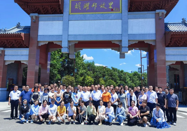 湖南骏达集团有限公司,长沙城市交通,校车运营,安保服务,新能源科技