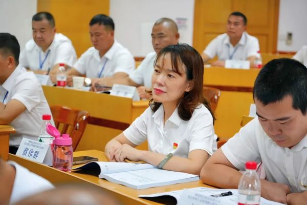 湖南骏达集团有限公司,长沙城市交通,校车运营,安保服务,新能源科技 湖南骏达集团有限公司,长沙城市交通,校车运营,安保服务,新能源科技