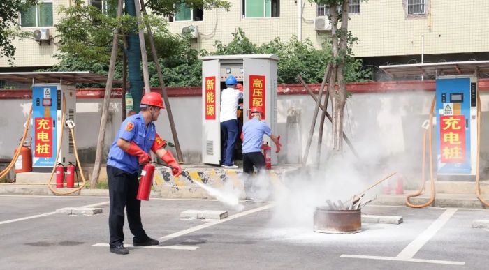 湖南骏达集团有限公司,长沙城市交通,校车运营,安保服务,新能源科技