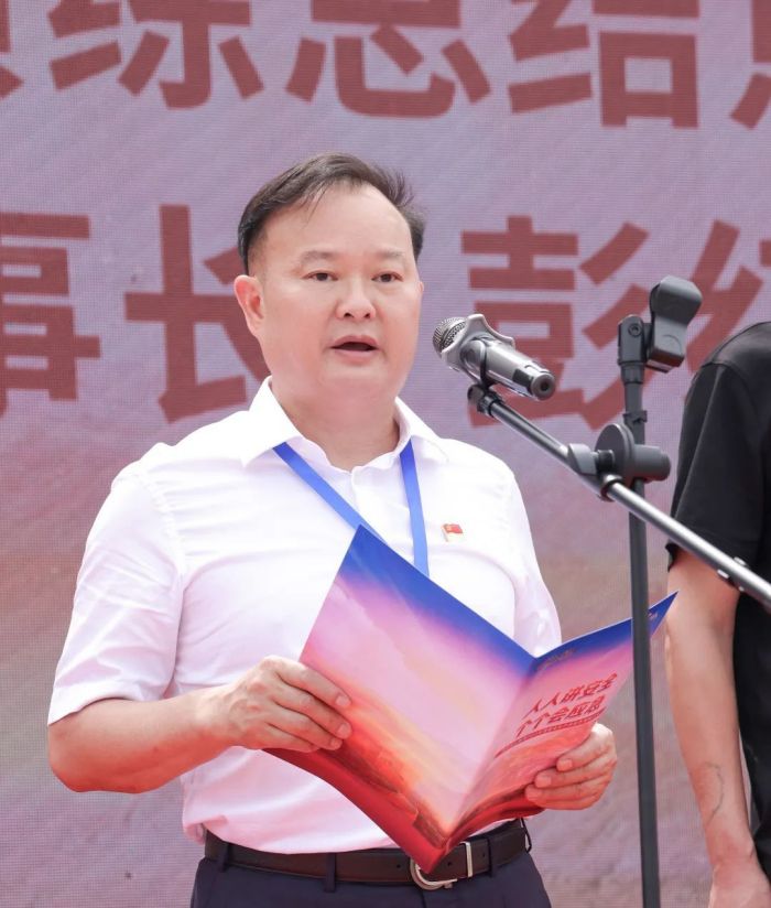 湖南骏达集团有限公司,长沙城市交通,校车运营,安保服务,新能源科技