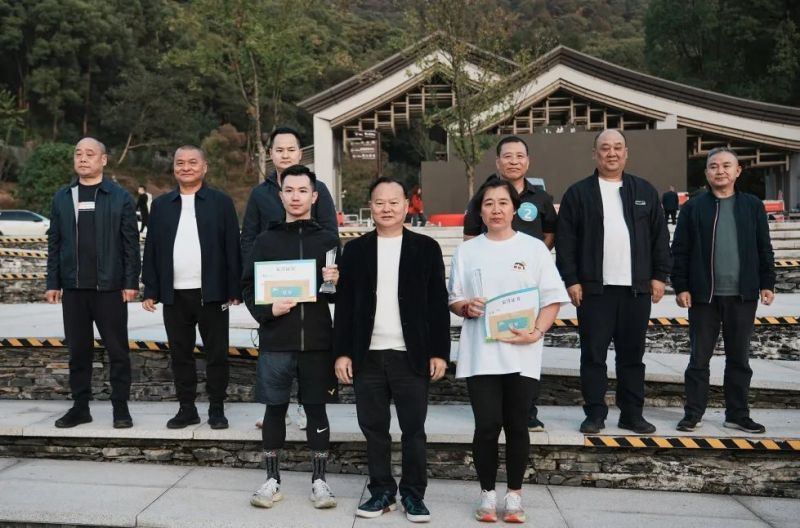 湖南骏达集团有限公司,长沙城市交通,校车运营,安保服务,新能源科技 湖南骏达集团有限公司,长沙城市交通,校车运营,安保服务,新能源科技