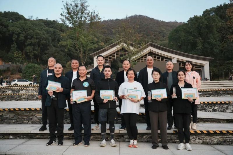 湖南骏达集团有限公司,长沙城市交通,校车运营,安保服务,新能源科技 湖南骏达集团有限公司,长沙城市交通,校车运营,安保服务,新能源科技