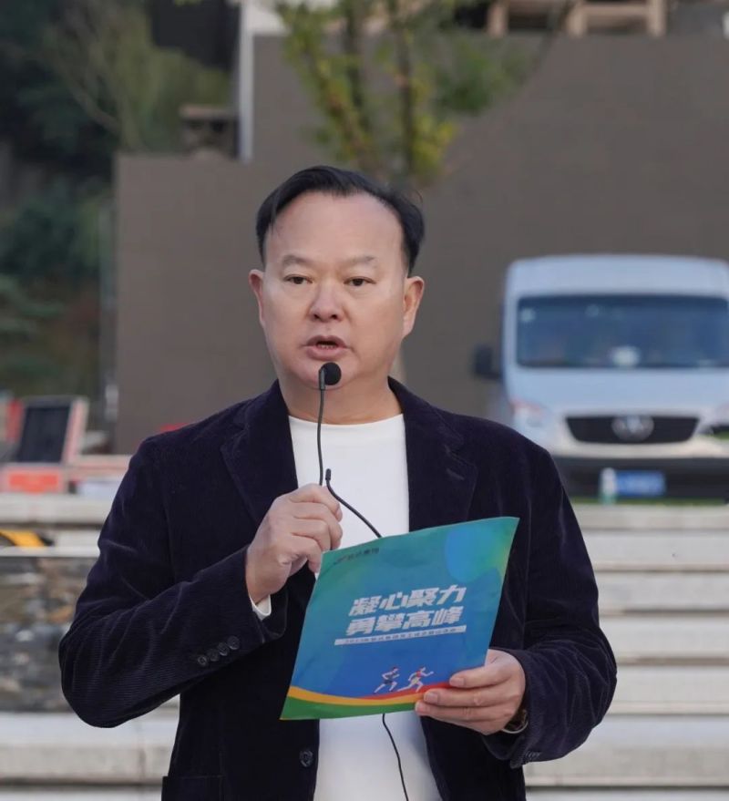 湖南骏达集团有限公司,长沙城市交通,校车运营,安保服务,新能源科技 湖南骏达集团有限公司,长沙城市交通,校车运营,安保服务,新能源科技