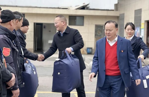 湖南骏达集团有限公司,长沙城市交通,校车运营,安保服务,新能源科技
