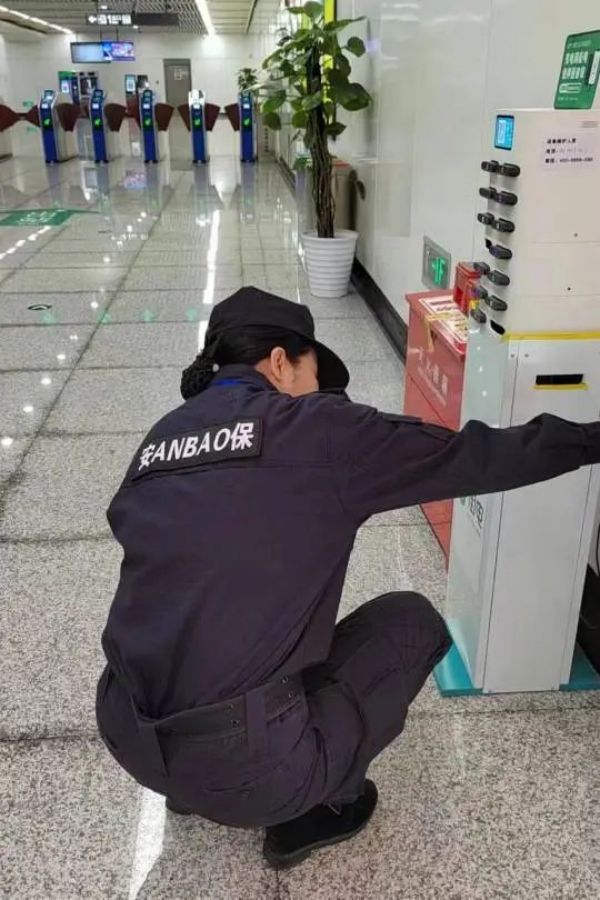湖南骏达集团有限公司,长沙城市交通,校车运营,安保服务,新能源科技