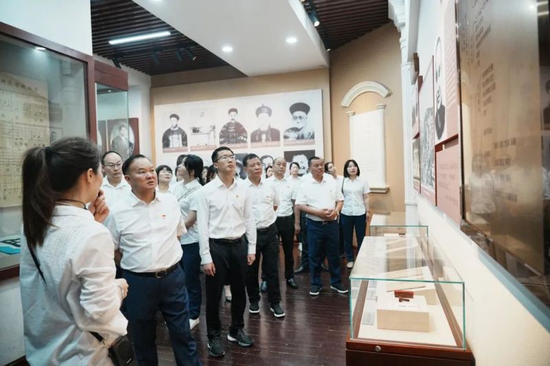 湖南骏达集团有限公司,长沙城市交通,校车运营,安保服务,新能源科技