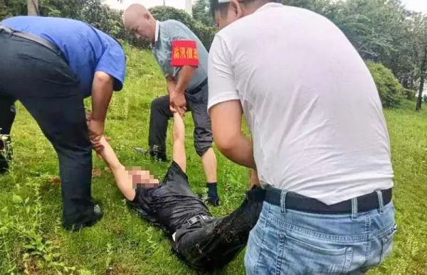 湖南骏达集团有限公司,长沙城市交通,校车运营,安保服务,新能源科技