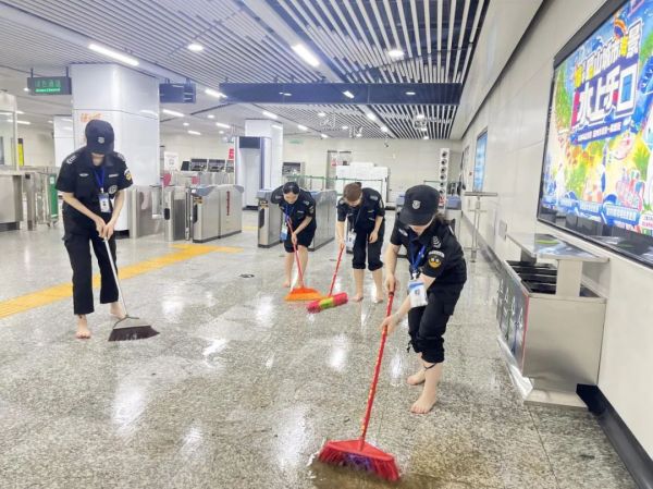湖南骏达集团有限公司,长沙城市交通,校车运营,安保服务,新能源科技