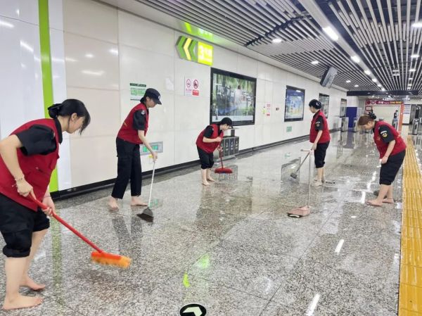 湖南骏达集团有限公司,长沙城市交通,校车运营,安保服务,新能源科技