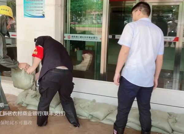 湖南骏达集团有限公司,长沙城市交通,校车运营,安保服务,新能源科技