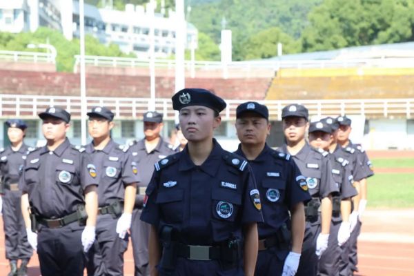 湖南骏达集团有限公司,长沙城市交通,校车运营,安保服务,新能源科技