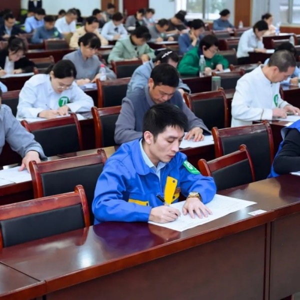 湖南骏达集团有限公司,长沙城市交通,校车运营,安保服务,新能源科技