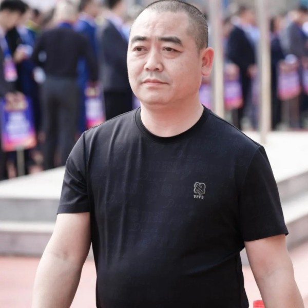 湖南骏达集团有限公司,长沙城市交通,校车运营,安保服务,新能源科技