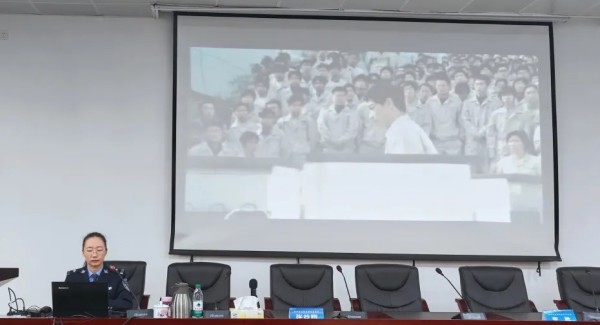 湖南骏达集团有限公司,长沙城市交通,校车运营,安保服务,新能源科技