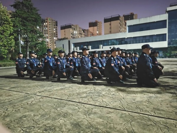 湖南骏达集团有限公司,长沙城市交通,校车运营,安保服务,新能源科技