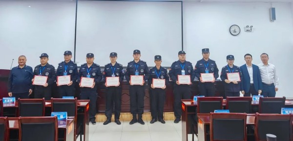 湖南骏达集团有限公司,长沙城市交通,校车运营,安保服务,新能源科技