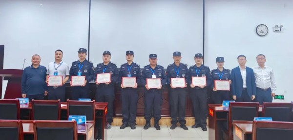 湖南骏达集团有限公司,长沙城市交通,校车运营,安保服务,新能源科技