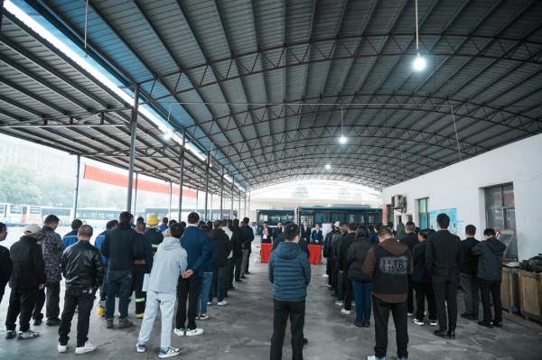 湖南骏达集团有限公司,长沙城市交通,校车运营,安保服务,新能源科技
