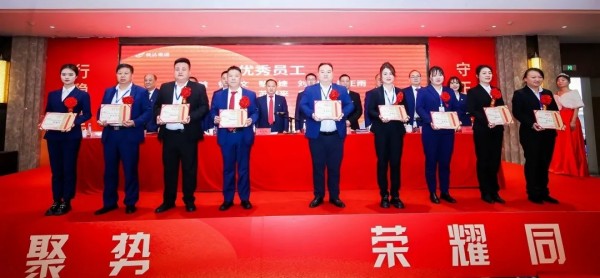 湖南骏达集团有限公司,长沙城市交通,校车运营,安保服务,新能源科技