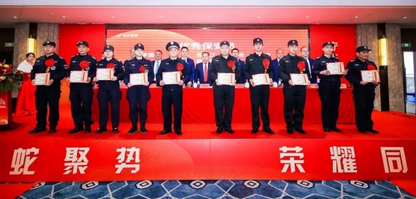 湖南骏达集团有限公司,长沙城市交通,校车运营,安保服务,新能源科技