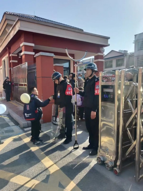 湖南骏达集团有限公司,长沙城市交通,校车运营,安保服务,新能源科技