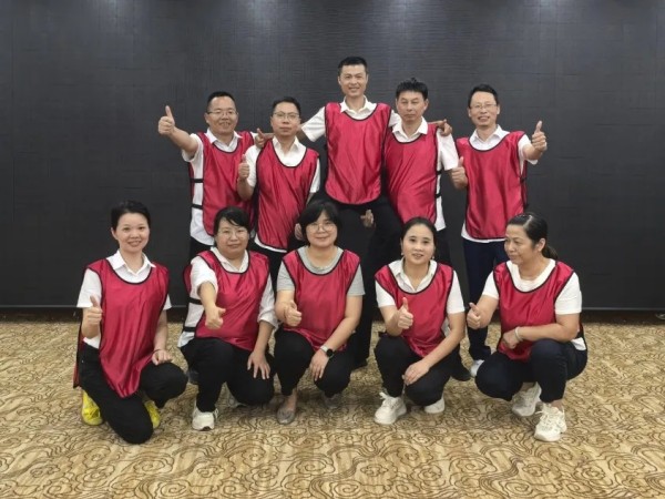 湖南骏达集团有限公司,长沙城市交通,校车运营,安保服务,新能源科技