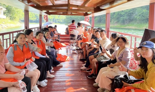 湖南骏达集团有限公司,长沙城市交通,校车运营,安保服务,新能源科技 湖南骏达集团有限公司,长沙城市交通,校车运营,安保服务,新能源科技