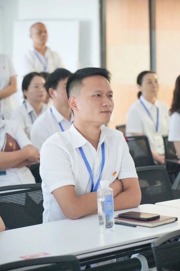 湖南骏达集团有限公司,长沙城市交通,校车运营,安保服务,新能源科技