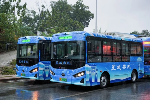 湖南骏达集团有限公司,长沙城市交通,校车运营,安保服务,新能源科技