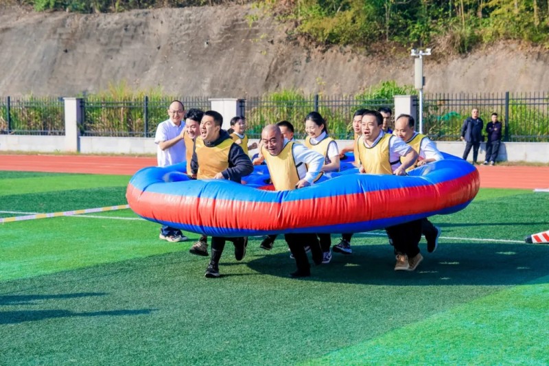 湖南骏达集团有限公司,长沙城市交通,校车运营,安保服务,新能源科技