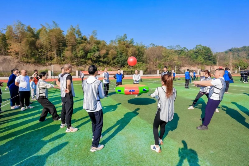 湖南骏达集团有限公司,长沙城市交通,校车运营,安保服务,新能源科技