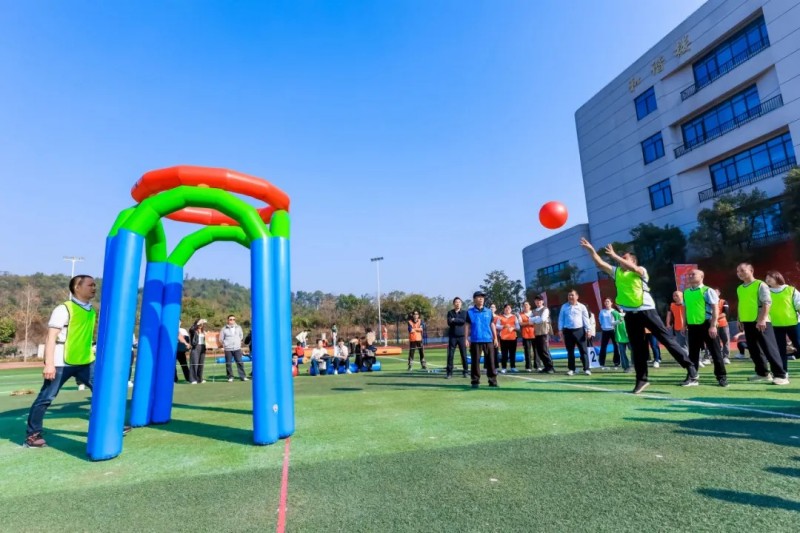 湖南骏达集团有限公司,长沙城市交通,校车运营,安保服务,新能源科技