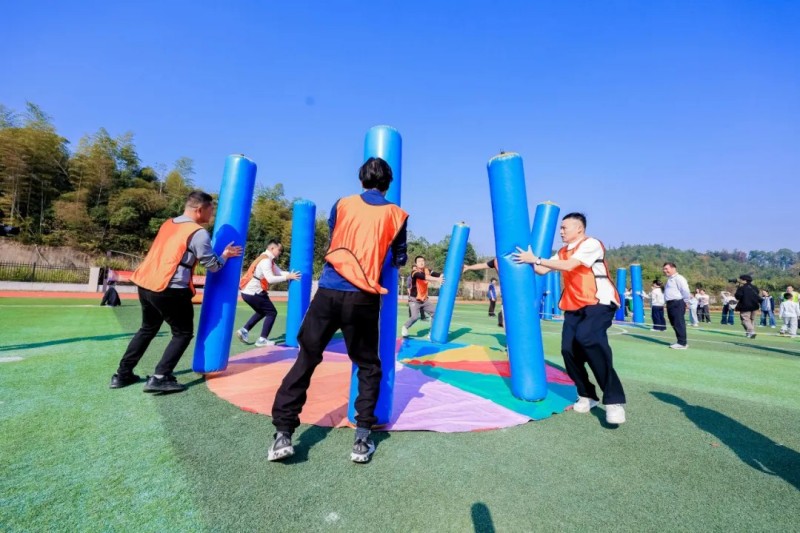 湖南骏达集团有限公司,长沙城市交通,校车运营,安保服务,新能源科技