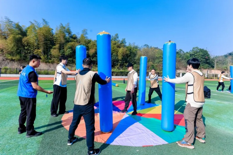 湖南骏达集团有限公司,长沙城市交通,校车运营,安保服务,新能源科技