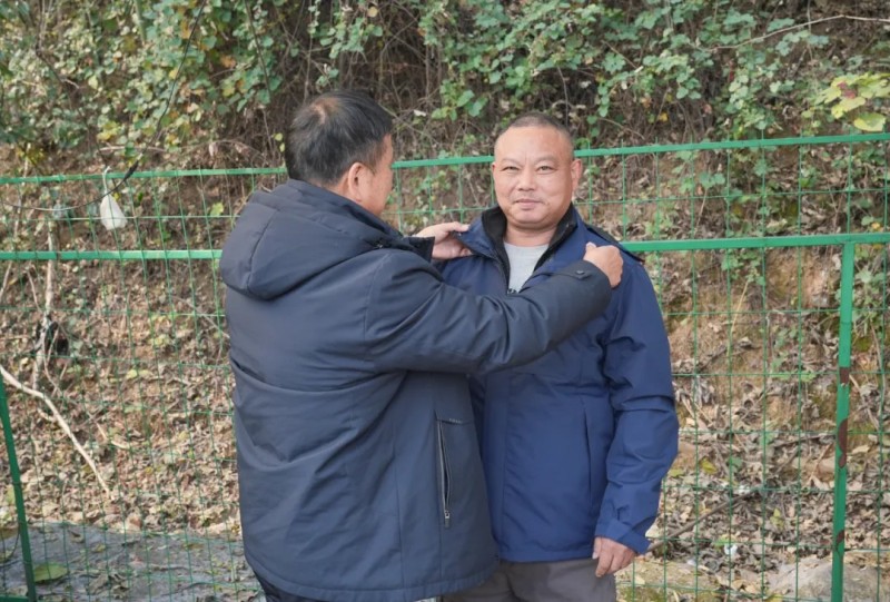 湖南骏达集团有限公司,长沙城市交通,校车运营,安保服务,新能源科技